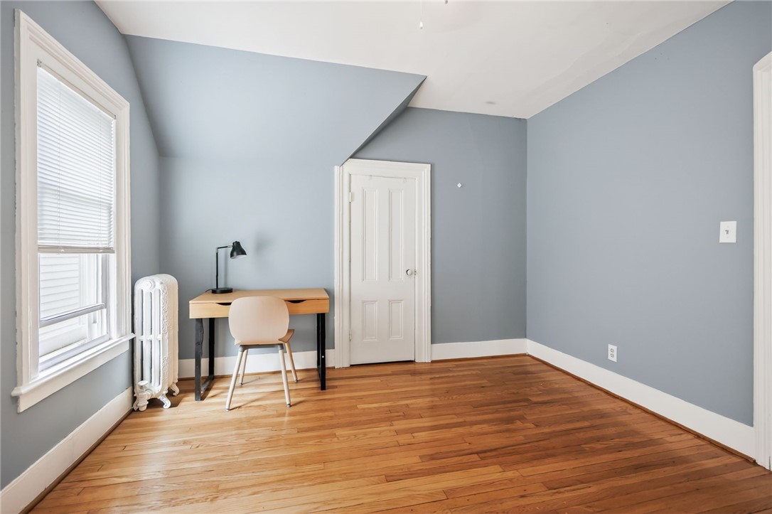 36 Cambridge Street Rochester, NY 14607 - Photo 4 of 19
