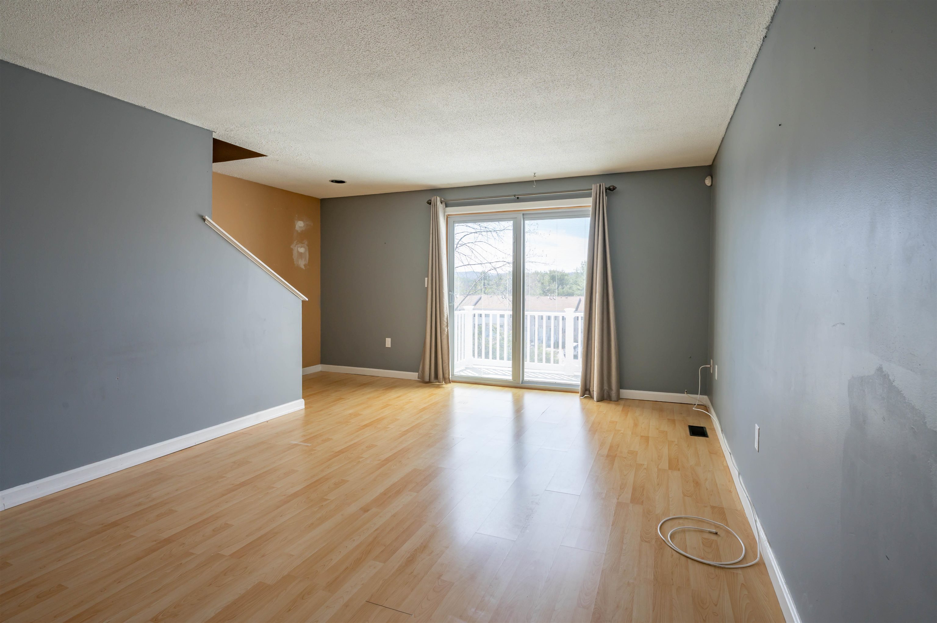 6 Pleasant Street, Unit A5 Hooksett, NH 03106 - Photo 8 of 24