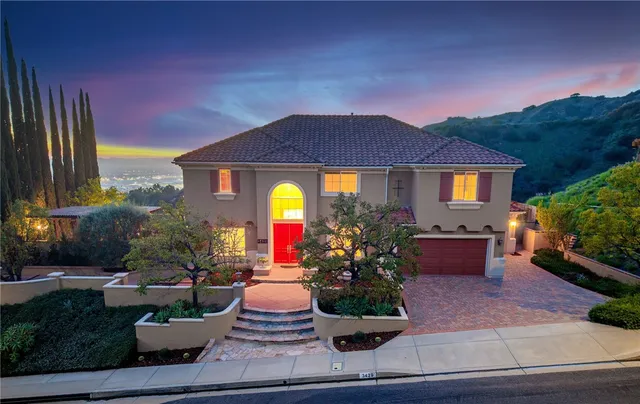 $3,195,000 | 3429 Castleman Lane, Burbank, CA 91504
