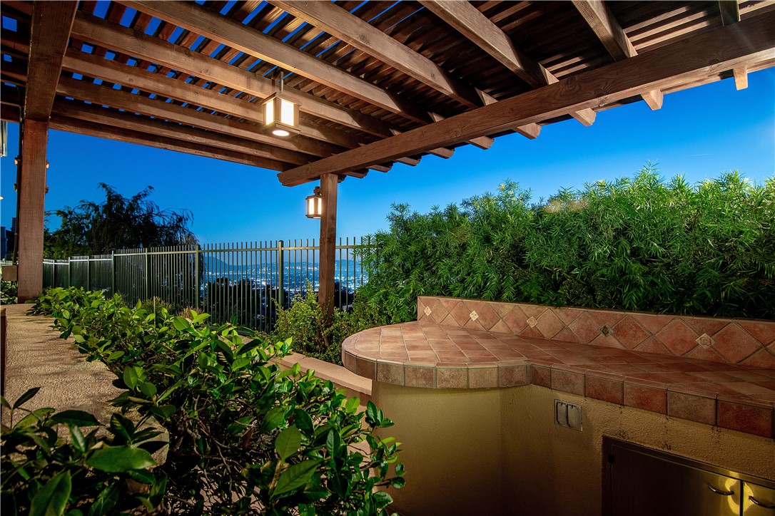 3429 Castleman Lane Burbank, CA 91504 - Photo 42 of 45