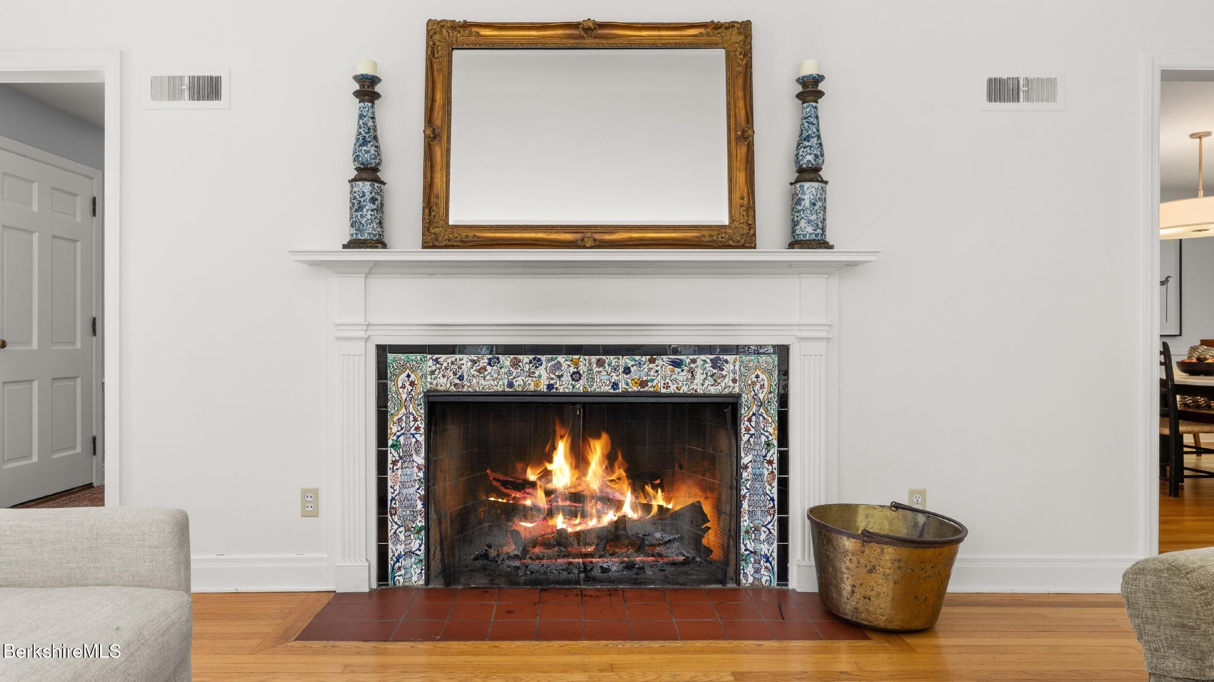 47 Warwick Street Pittsfield, MA 01201 - Photo 6 of 43 Fireplace