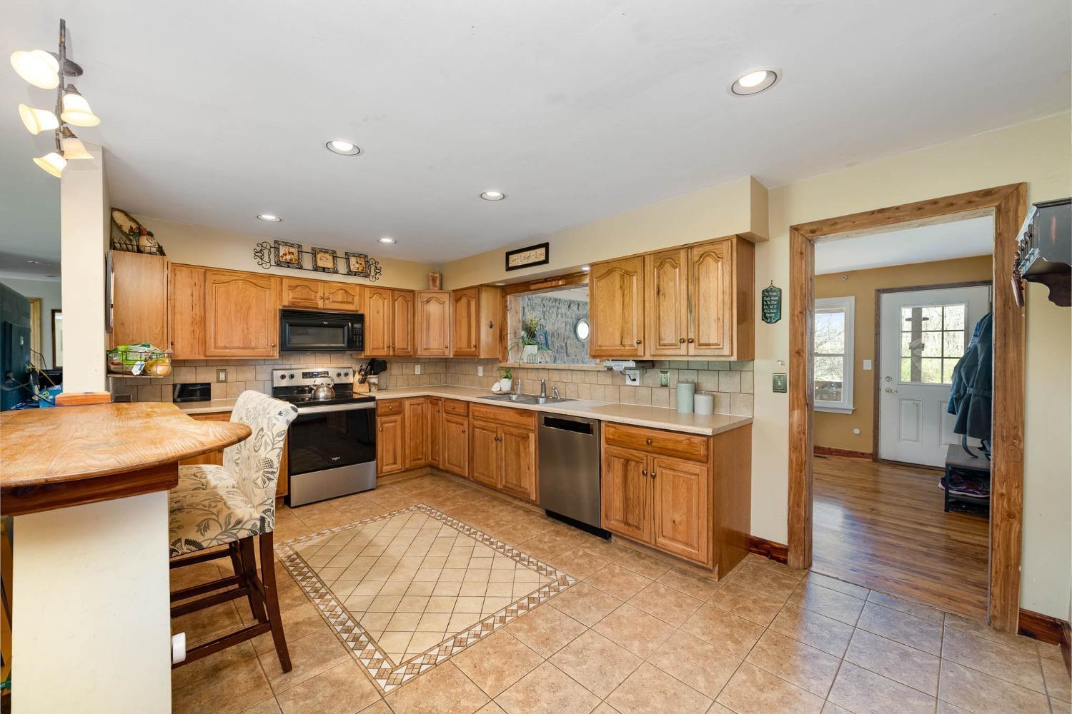 11829 Stone Mill Road Cincinnati, OH 45251 - Photo 18 of 33 Gallery Image 18