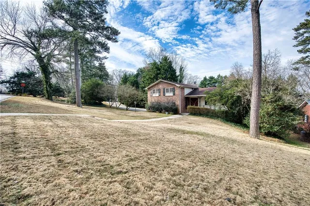 $640,000 | 3742 Fox Glen Court Northeast, Brookhaven, GA 30319