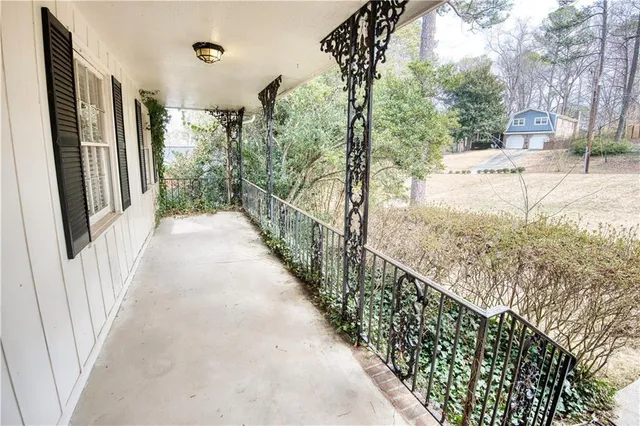 $640,000 | 3742 Fox Glen Court Northeast, Brookhaven, GA 30319