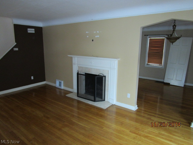 3807 Northampton Road Cleveland, OH 44121 - Photo 6 of 12