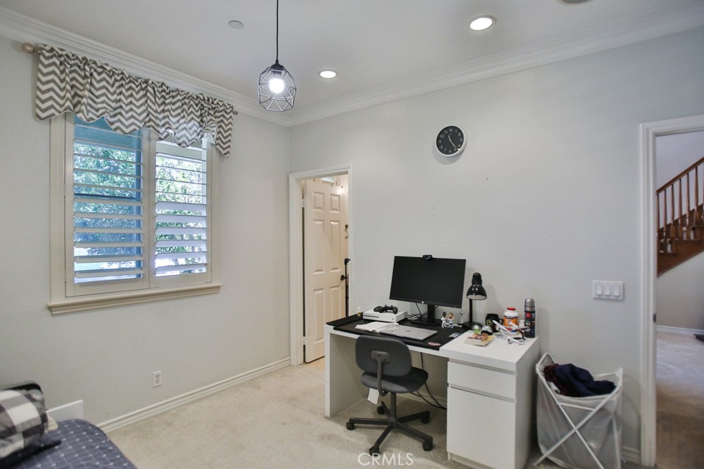 2483 Highwood Road Orange, CA 92867 - Photo 10 of 49