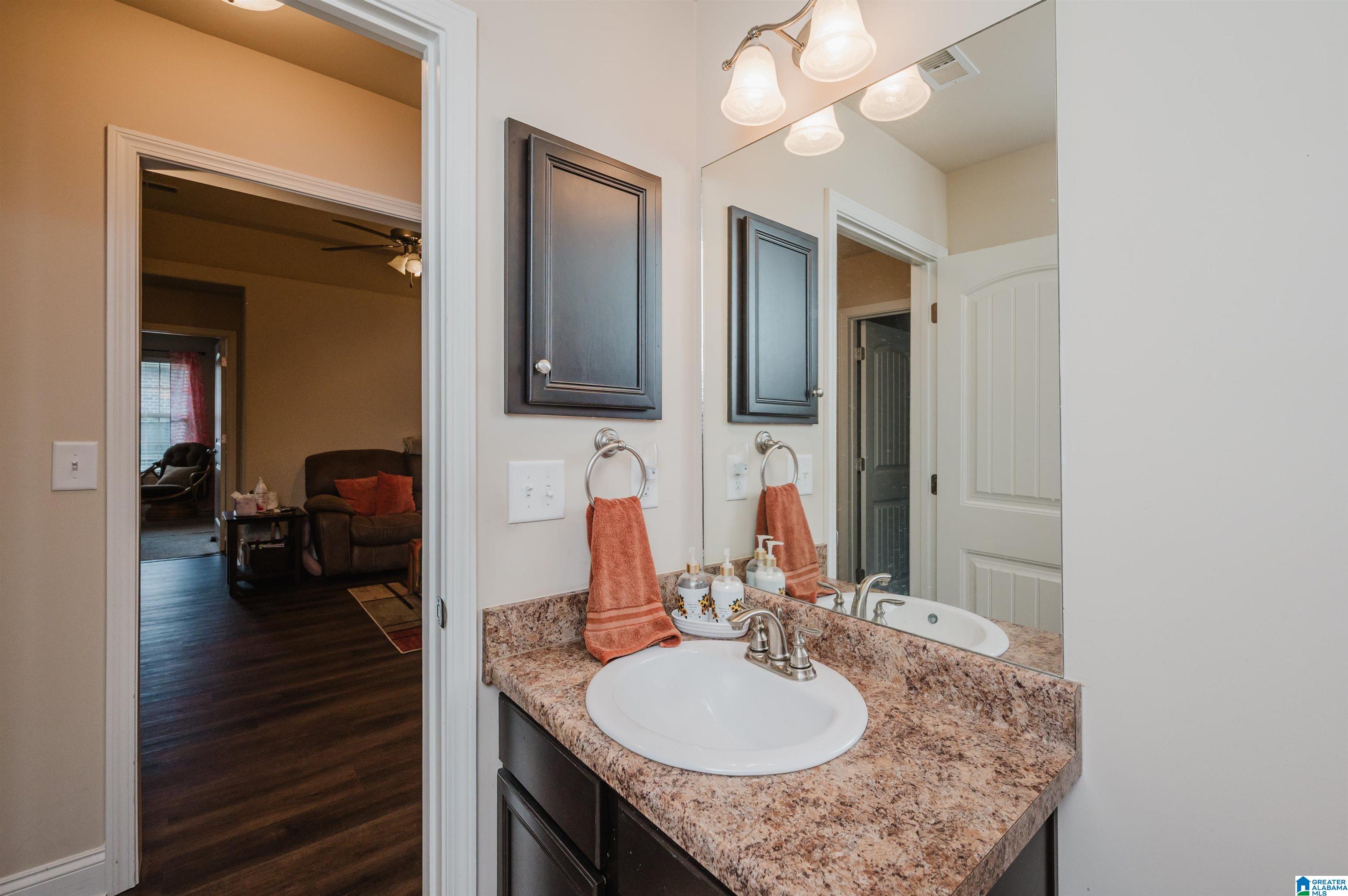 301 Vincent Street Alabaster, AL 35007 - Photo 38 of 46