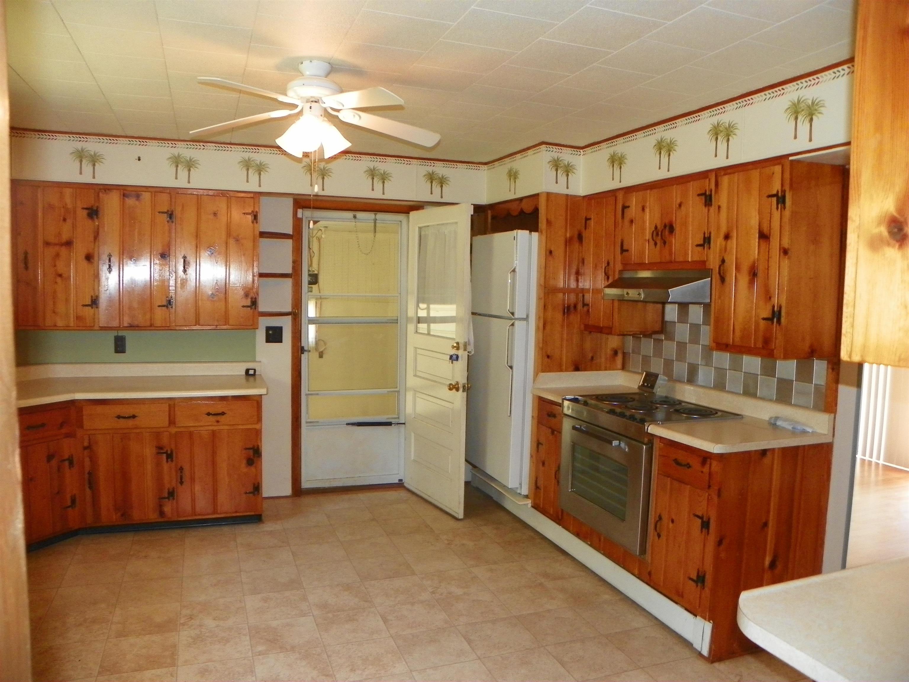 133 Oakgrove Road Harrison, MI 48625 - Photo 19 of 47 Gallery Image 19