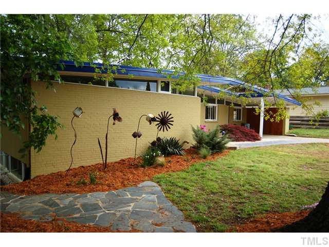 722 Graham Street Raleigh, NC 27605 - Photo 2 of 24 Exterior Front