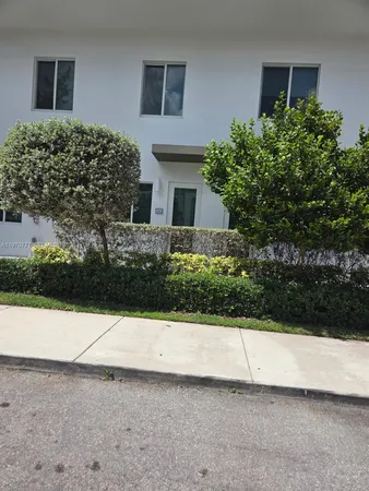 $3,300 | 6416 Northwest 102nd Court, Unit 104, Doral, FL 33178