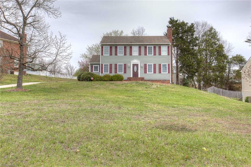 309 Canterbury Road High Point, NC 27262 - Photo 2 of 30 Gallery Image 2