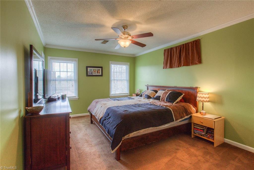 309 Canterbury Road High Point, NC 27262 - Photo 18 of 30 Gallery Image 18