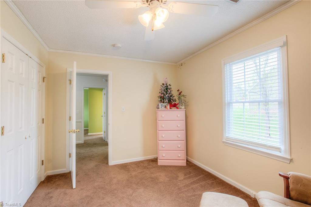 309 Canterbury Road High Point, NC 27262 - Photo 24 of 30 Gallery Image 24