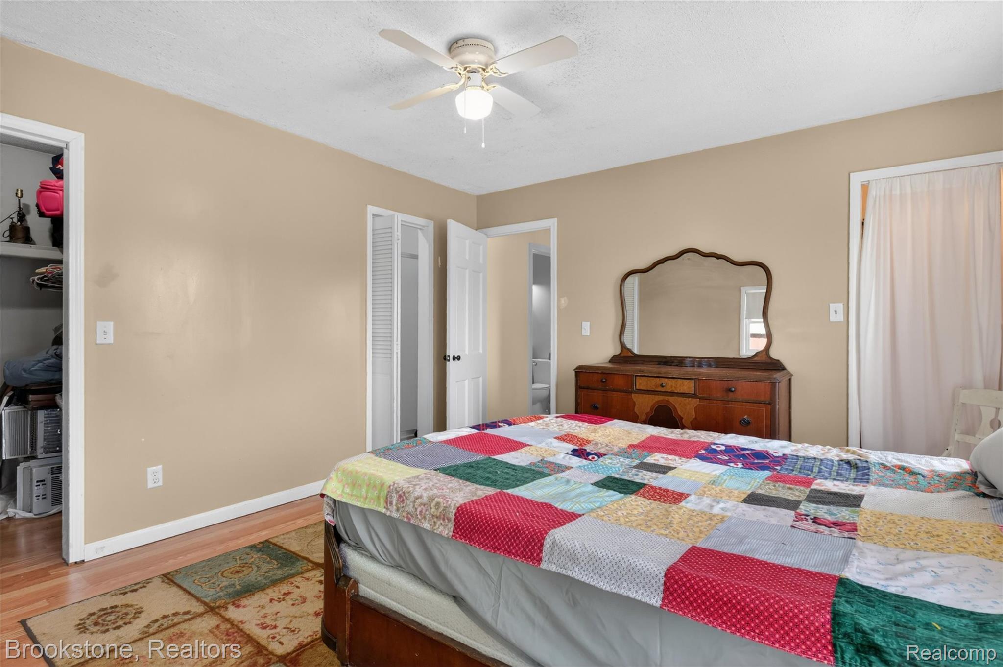 9455 Andersonville Road Clarkston, MI 48346 - Photo 34 of 82 Primary Suite 2 on Second Floor