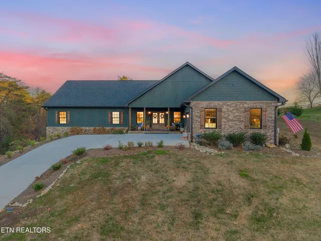 $735,000 | 5216 Three Bars Lane, Seymour, TN 37865