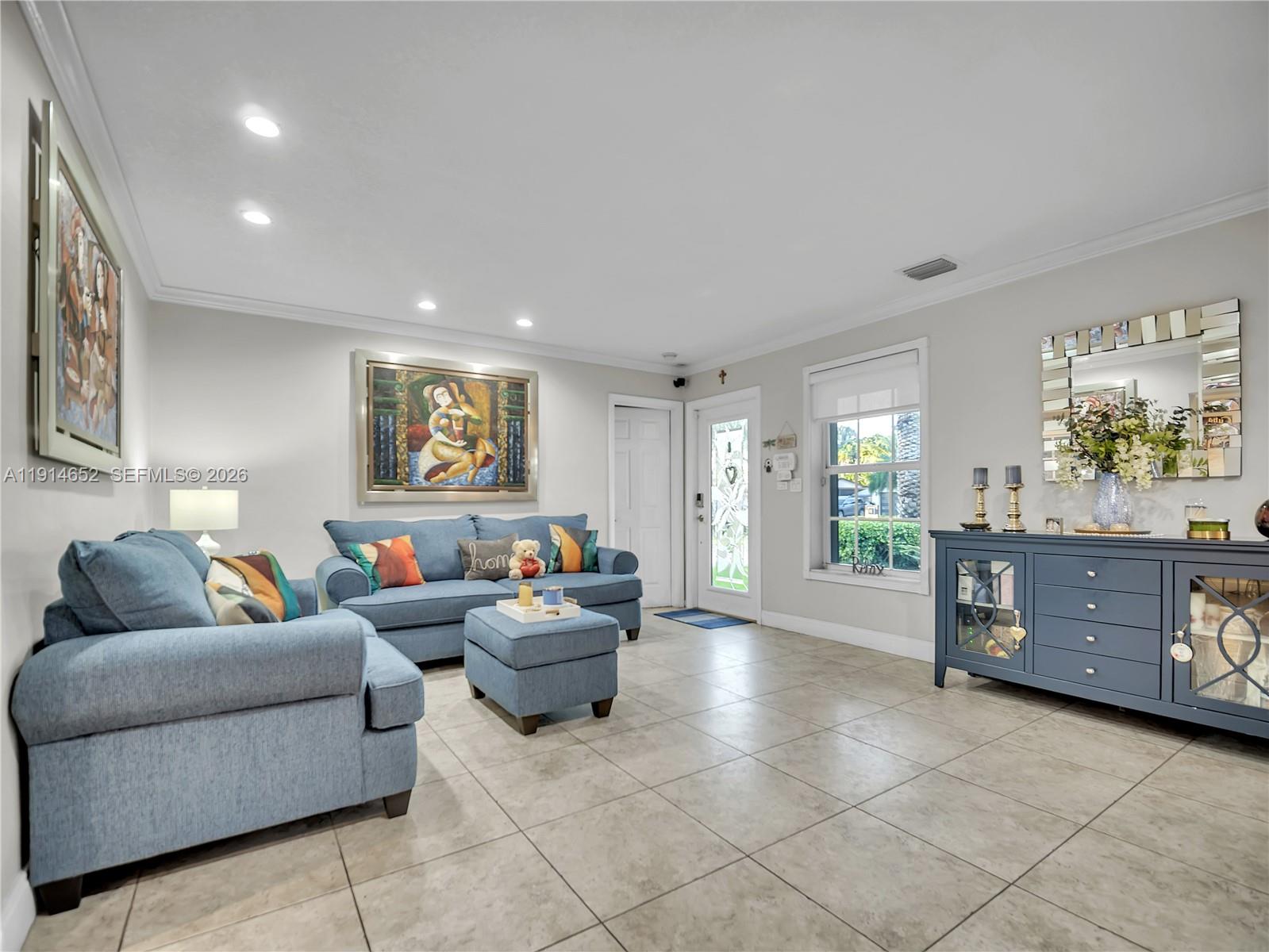 8530 Northwest 178th Street Hialeah, FL 33015 - Photo 14 of 31