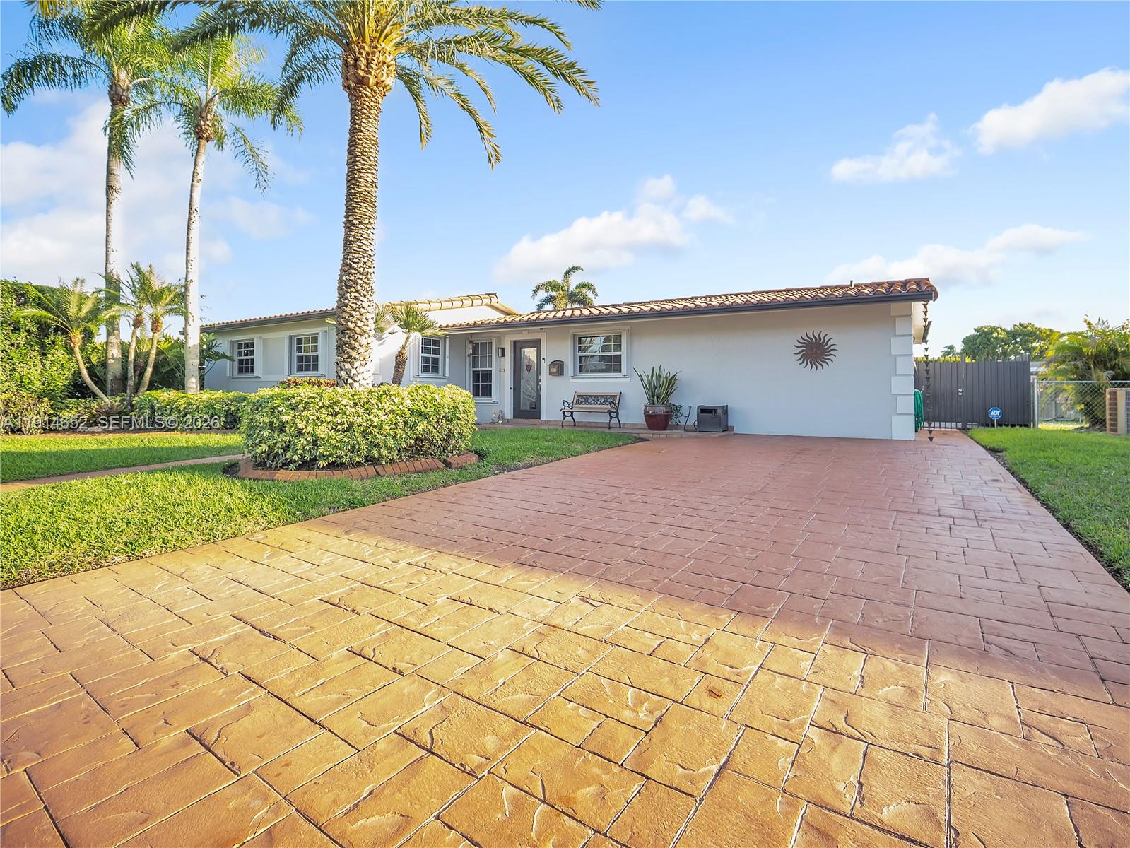 8530 Northwest 178th Street Hialeah, FL 33015 - Photo 3 of 31