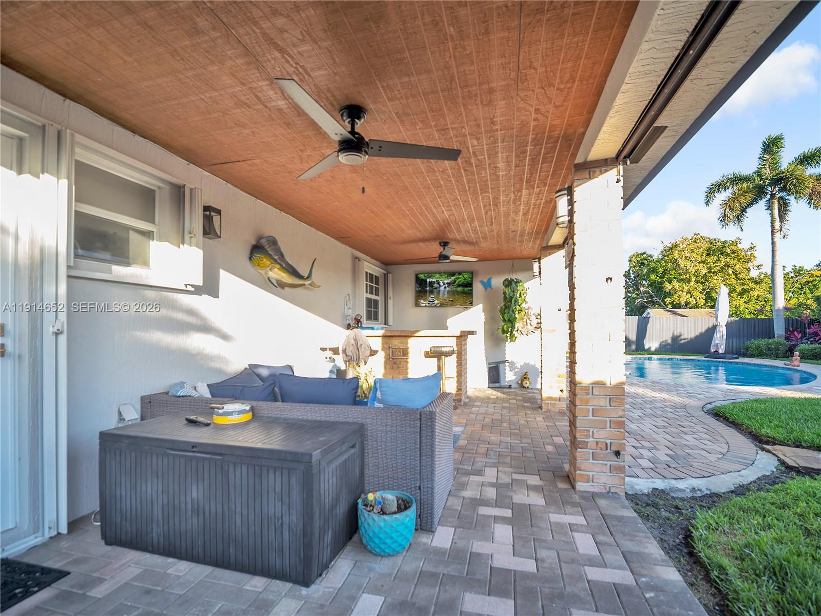 8530 Northwest 178th Street Hialeah, FL 33015 - Photo 6 of 31