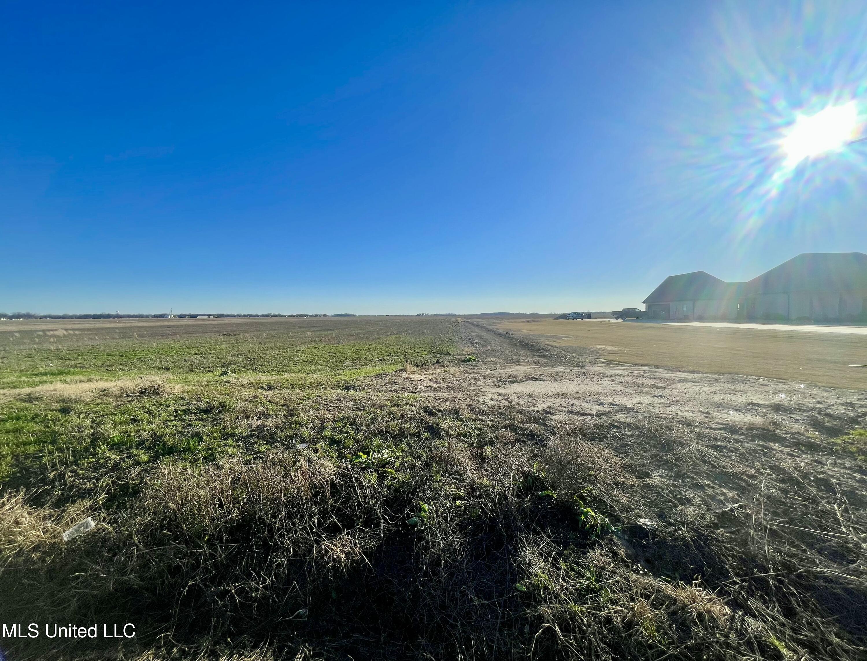 Laughlin Road Cleveland, MS 38732 - Photo 7 of 9 IMG_9688 2