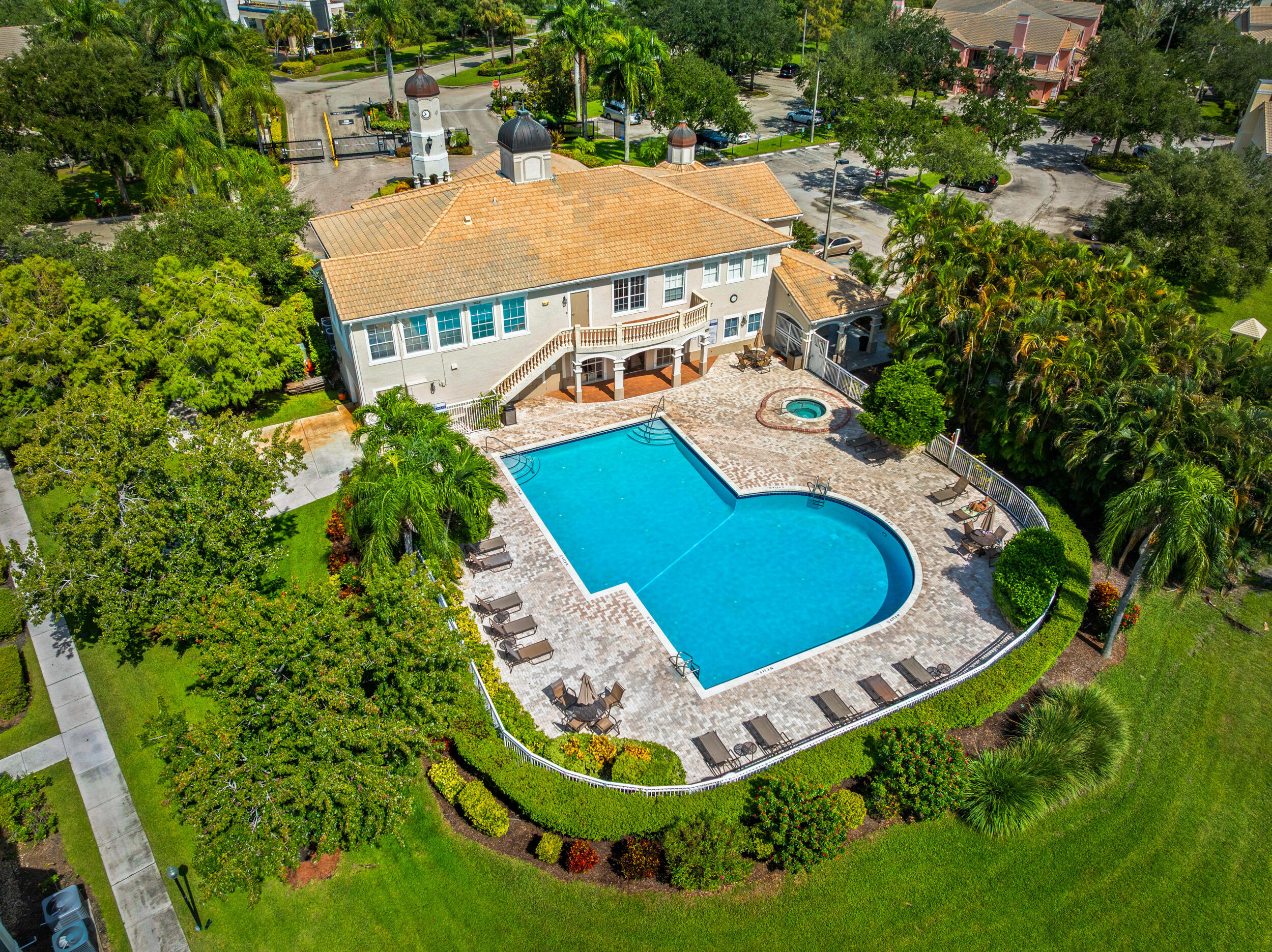 110 Southwest Peacock Boulevard, Unit 6102 Port St. Lucie, FL 34986 - Photo 28 of 40 an aerial view of a house