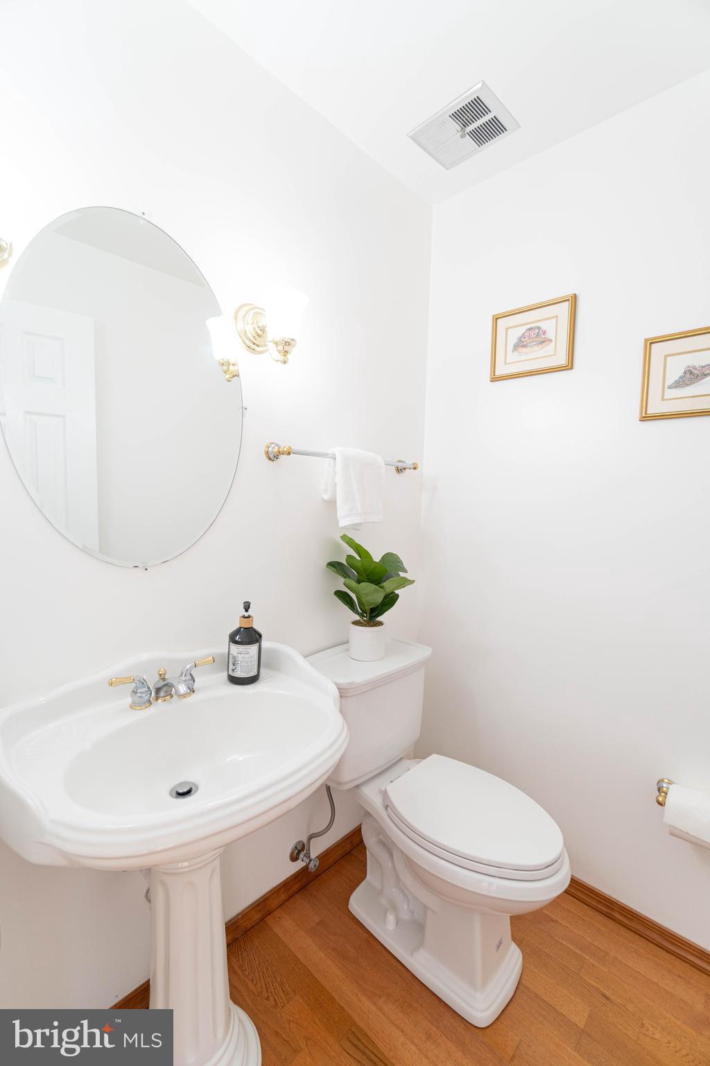 7029 Brocton Court Springfield, VA 22150 - Photo 11 of 53 Gallery Image 11