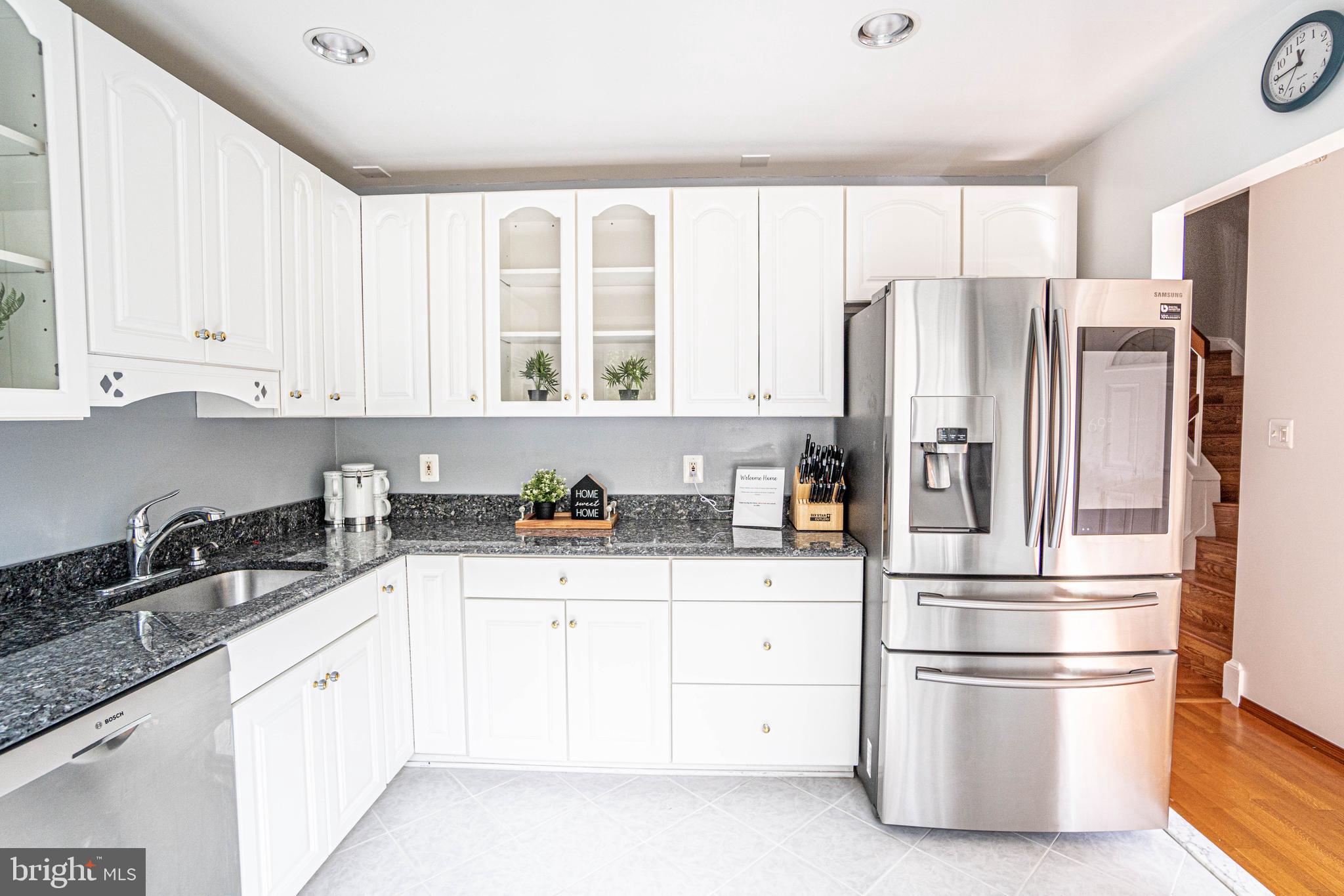7029 Brocton Court Springfield, VA 22150 - Photo 4 of 53 Gallery Image 4