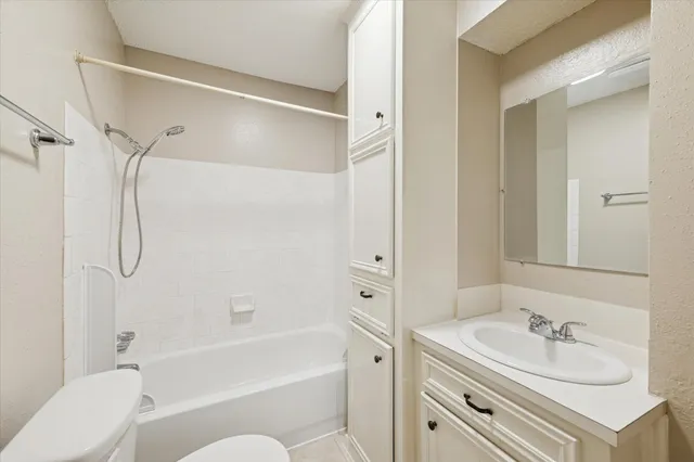 $2,499 | 14722 Brown Road, Tomball, TX 77377