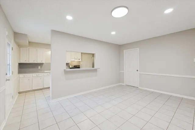 $2,499 | 14722 Brown Road, Tomball, TX 77377