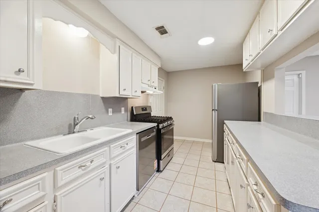 $2,499 | 14722 Brown Road, Tomball, TX 77377