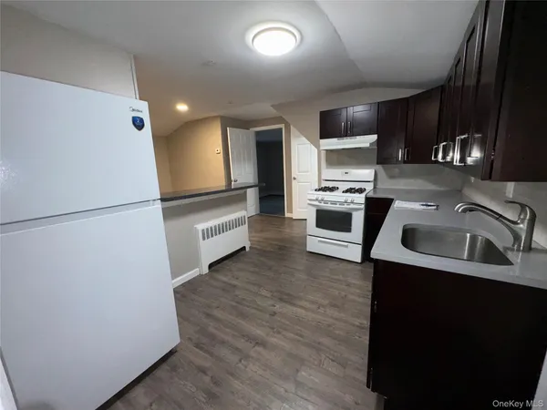 $3,000 | 94 4th Avenue, Unit 2, East Rockaway, NY 11518