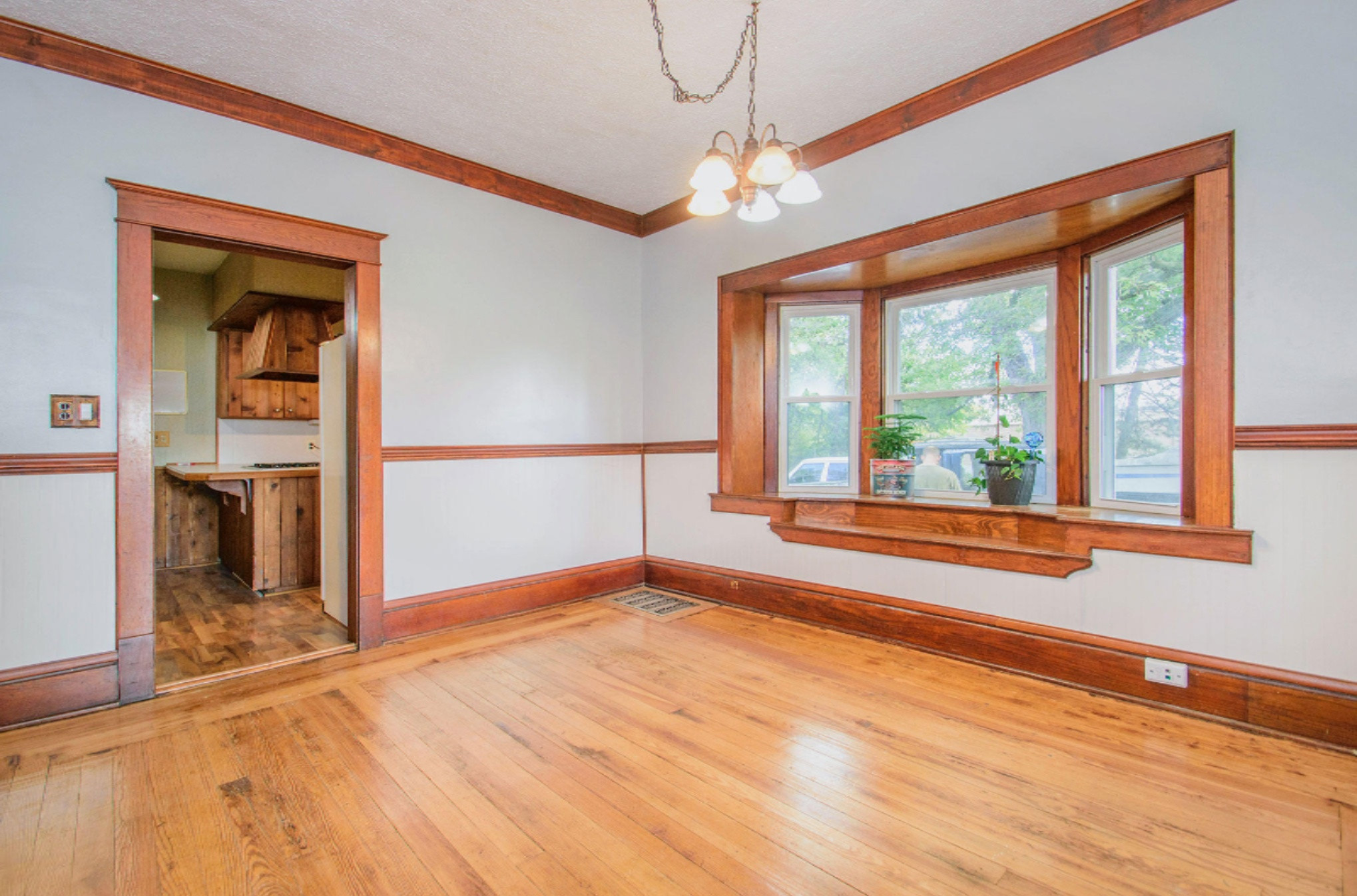 11907 West Jolly Road Lansing, MI 48911 - Photo 8 of 27 DSC_8279