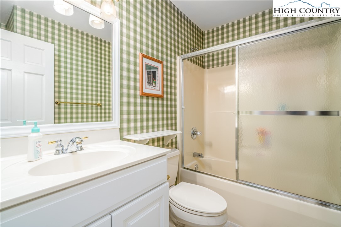 101 Oz Road Beech Mountain, NC 28604 - Photo 25 of 31 Gallery Image 25