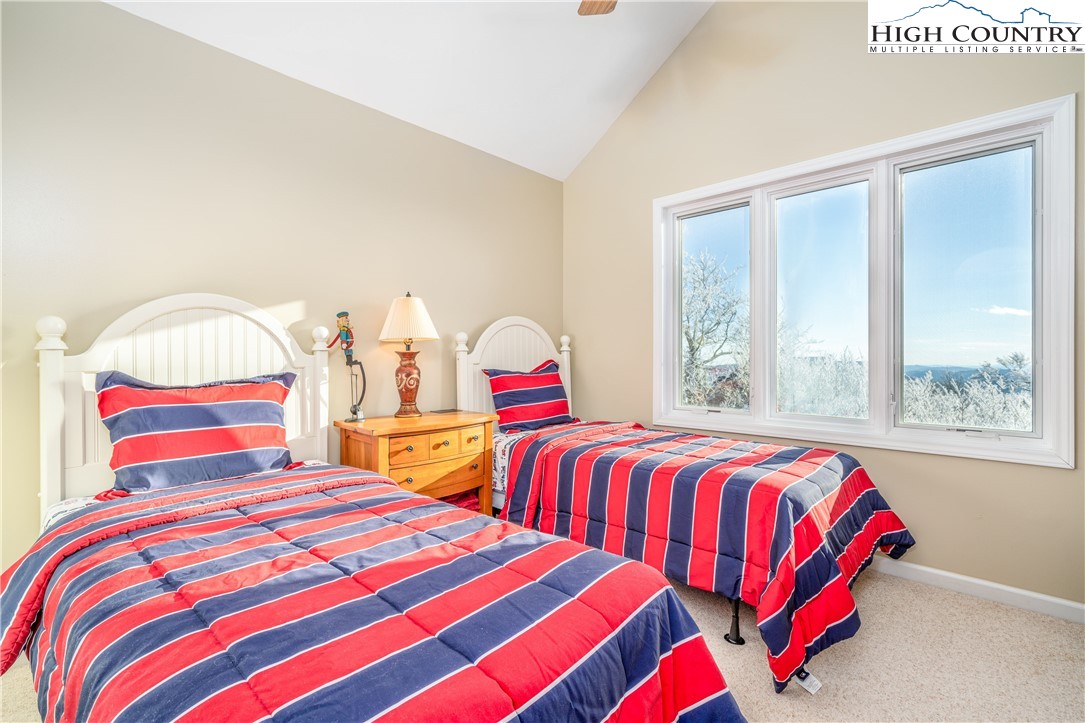 101 Oz Road Beech Mountain, NC 28604 - Photo 26 of 31 Gallery Image 26