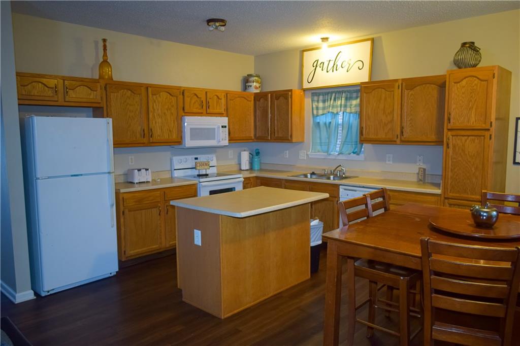 8153 Garden Ridge Road Indianapolis, IN 46237 - Photo 11 of 30 Gallery Image 11
