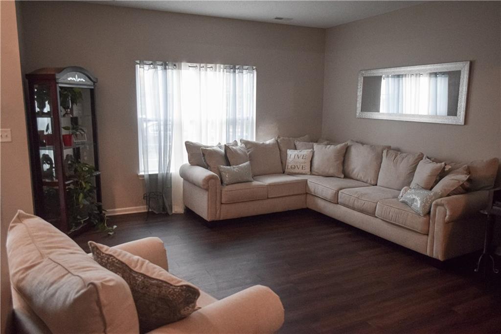 8153 Garden Ridge Road Indianapolis, IN 46237 - Photo 6 of 30 Gallery Image 6