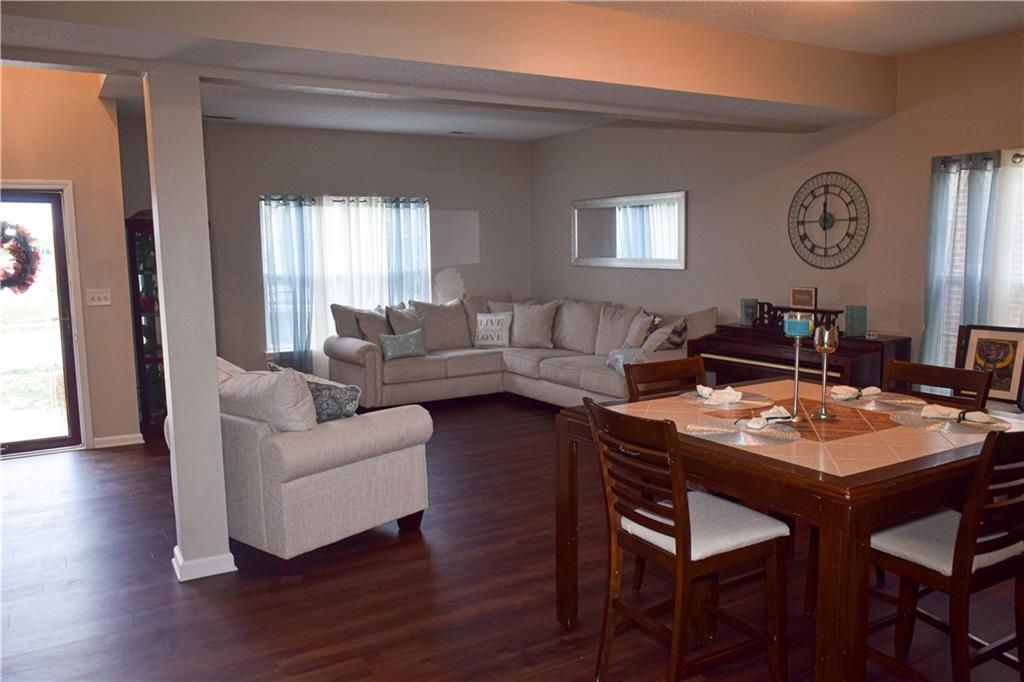 8153 Garden Ridge Road Indianapolis, IN 46237 - Photo 9 of 30 Gallery Image 9