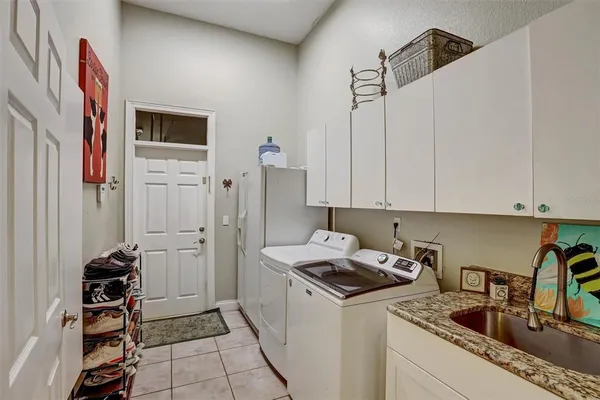 $749,800 | 2460 Lielasus Drive, Orlando, FL 32835