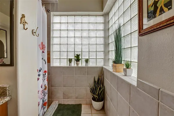 $749,800 | 2460 Lielasus Drive, Orlando, FL 32835