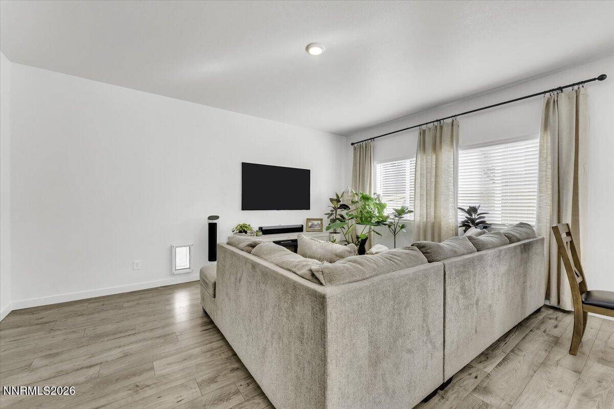 504 Winter Sky Drive Reno, NV 89506 - Photo 7 of 30 07-504 Winter Sky Reno NV 89506 (7 of 32