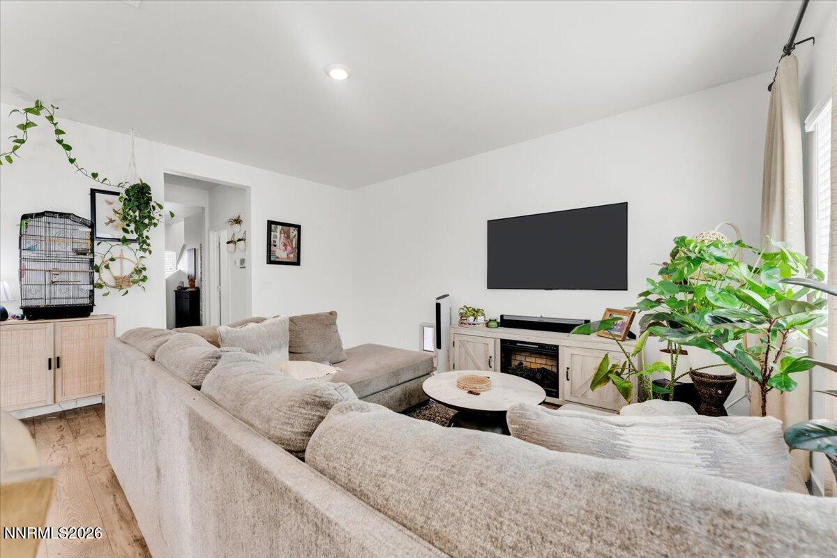 504 Winter Sky Drive Reno, NV 89506 - Photo 9 of 30 09-504 Winter Sky Reno NV 89506 (9 of 32