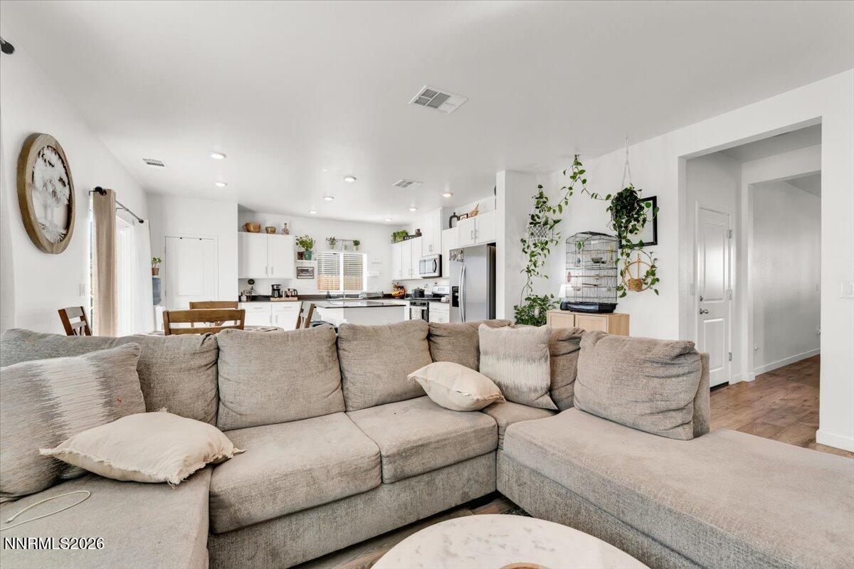 504 Winter Sky Drive Reno, NV 89506 - Photo 10 of 30 10-504 Winter Sky Reno NV 89506 (10 of 3