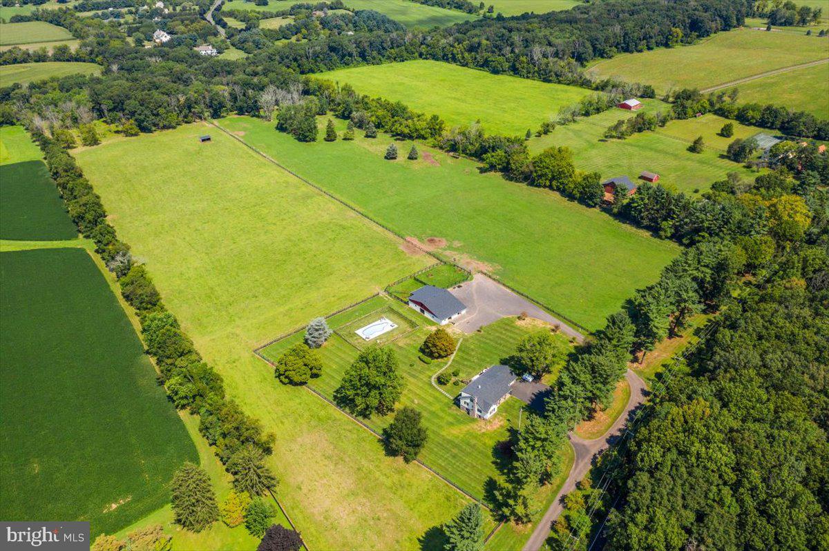 2955 Windy Bush Road Newtown, PA 18940 - Photo 2 of 43