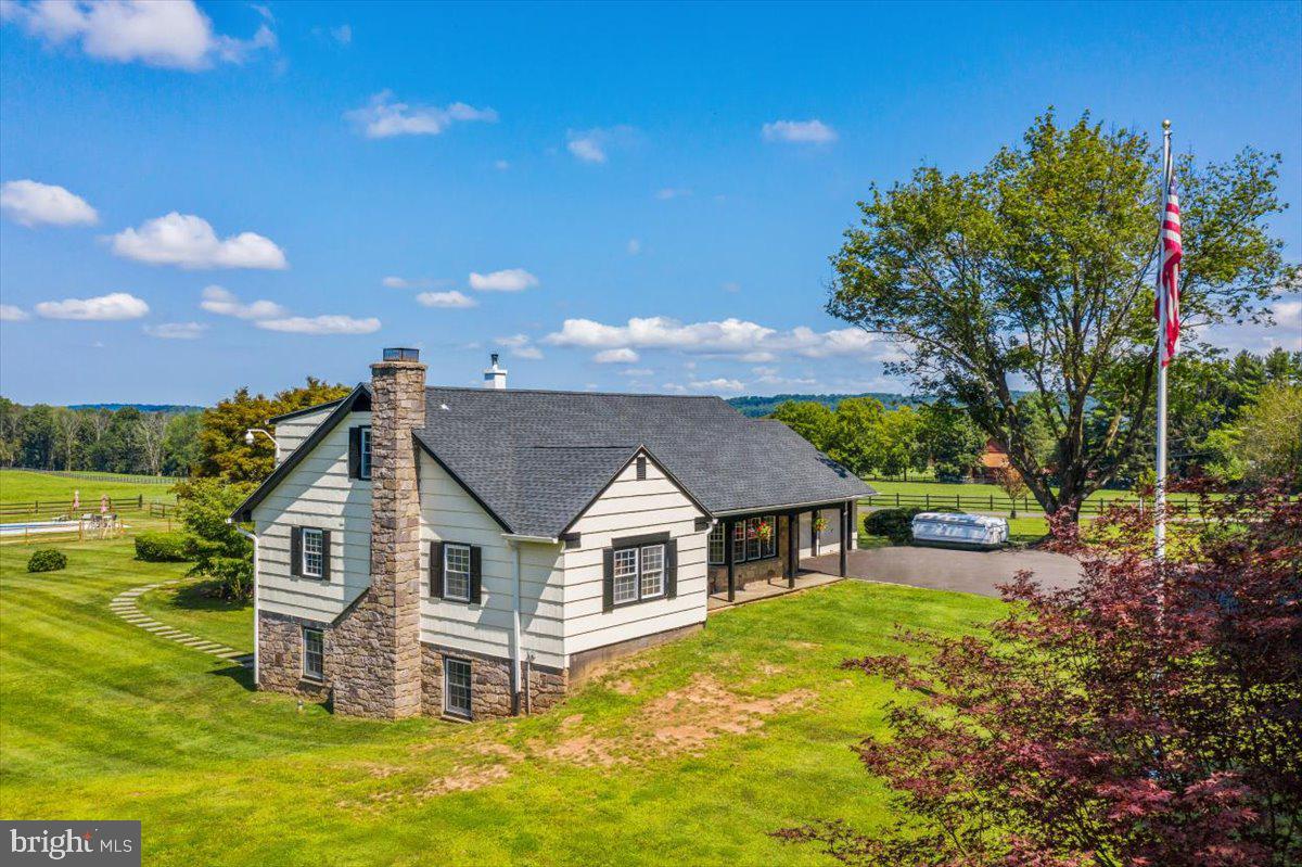 2955 Windy Bush Road Newtown, PA 18940 - Photo 3 of 43