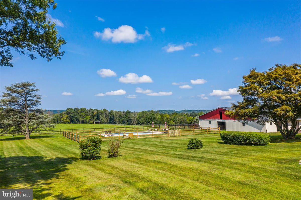 2955 Windy Bush Road Newtown, PA 18940 - Photo 31 of 43