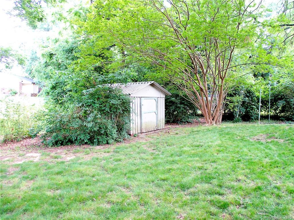 601 South Hoskins Road Charlotte, NC 28208 - Photo 12 of 14 Gallery Image 12