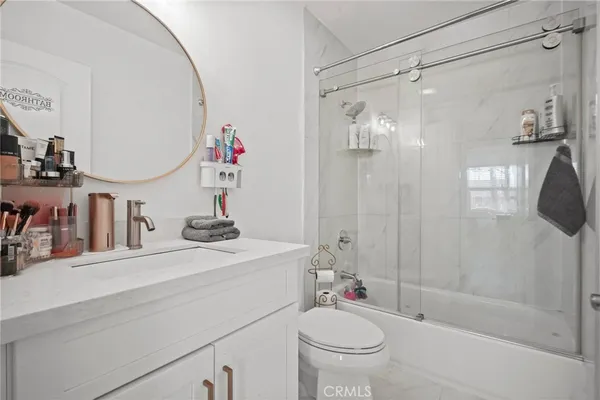 $1,299,950 | 7323 Camellia Avenue, North Hollywood, CA 91605
