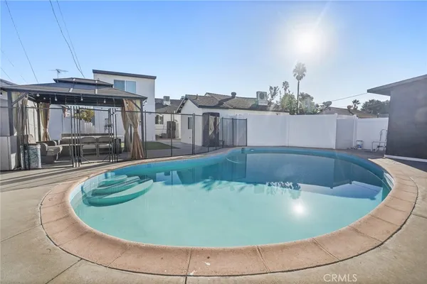 $1,299,950 | 7323 Camellia Avenue, North Hollywood, CA 91605