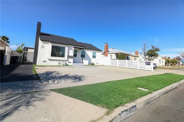 $1,299,950 | 7323 Camellia Avenue, North Hollywood, CA 91605