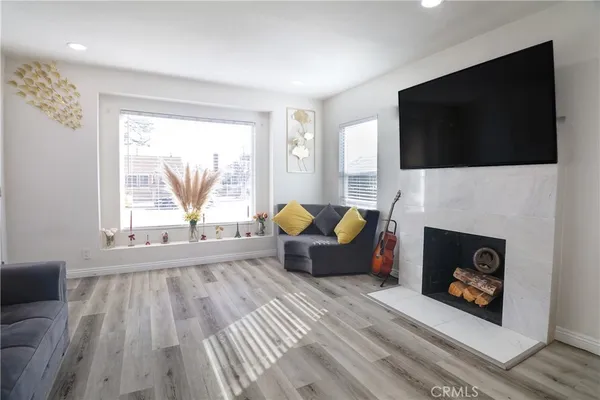 $1,299,950 | 7323 Camellia Avenue, North Hollywood, CA 91605