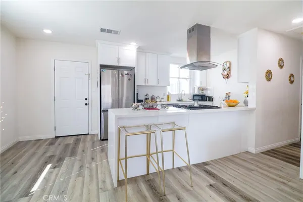 $1,299,950 | 7323 Camellia Avenue, North Hollywood, CA 91605